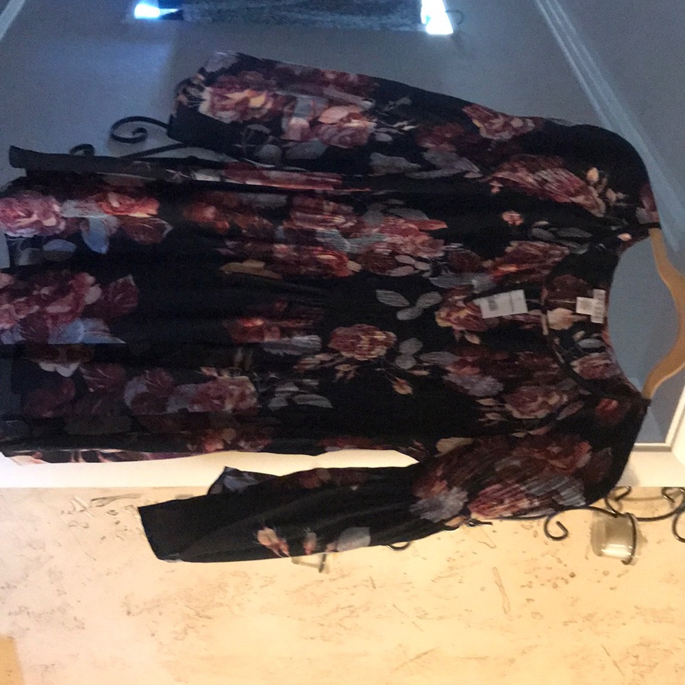 Black floral top ; size medium